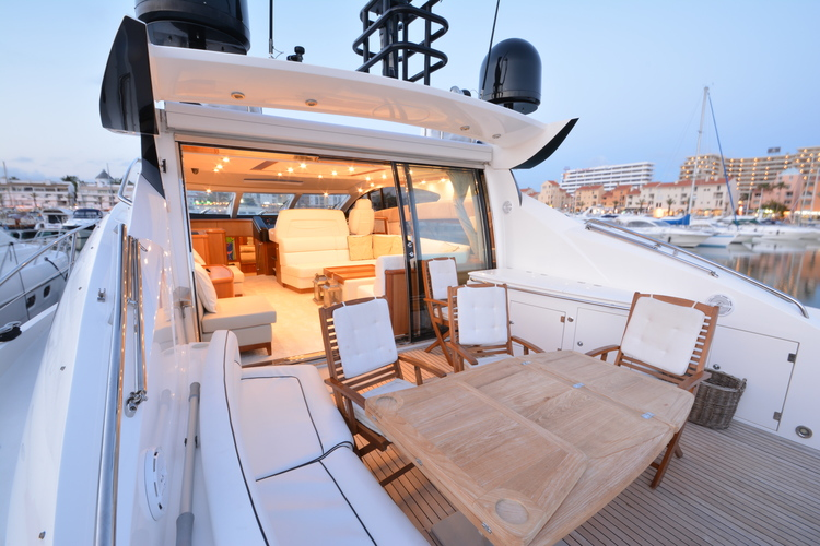 SUNSEEKER PREDATOR PRIVATE CHARTER - Vilamoura Cruises